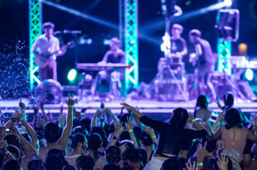 Burning Man, Coachella, Tomorrowland... Pourquoi les jeunes redeviennent accros aux festivals ?